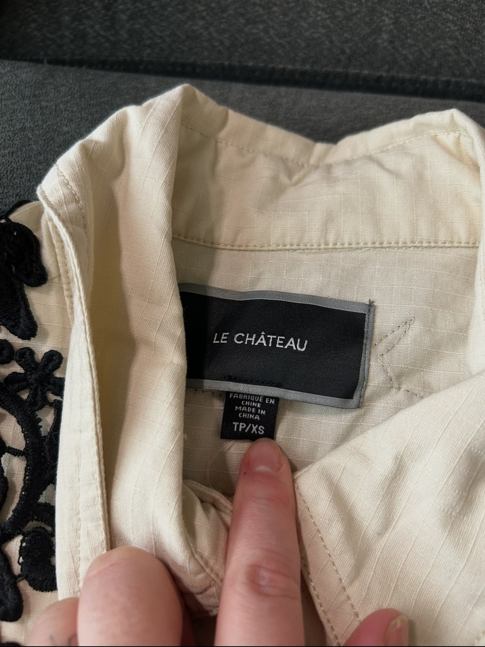 Le Château Utility Jacket - Picture 2 of 7
